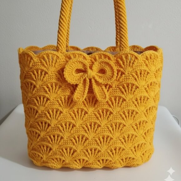 Chic Red Crochet Tote Bag - Picture 5 of 8